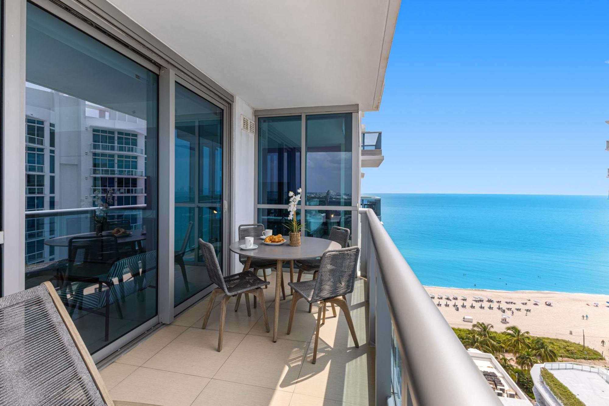 Dharma Miami At Monte Carlo Apartamento Miami Beach